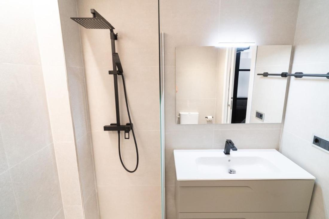 Ornis Apartments Poble Sant Carles De La Rapita Ngoại thất bức ảnh